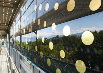 Assainissement énergétique de l'EPCL, construit selon le système «crocs», et surélévation d’un étage. Architecture, art, énergie.