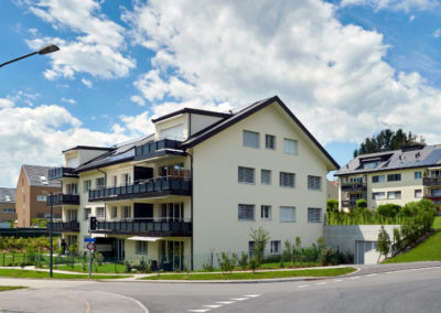 Grand Chemin 53-55 Epalinges, assainissement et transformation de deux immeubles de 10 appartements chacun,à Epalinges par Chiché Architectes