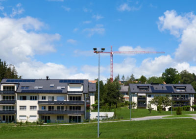Grand Chemin 53-55 Epalinges, assainissement et transformation de deux immeubles de 10 appartements chacun,à Epalinges par Chiché Architectes