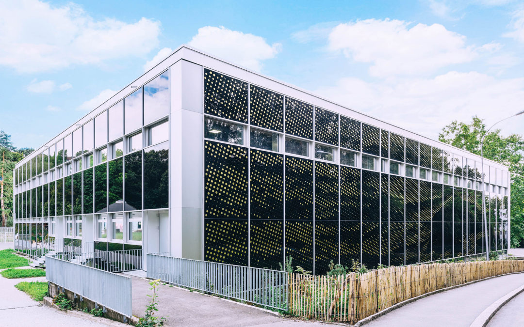 « QUAND ARCHITECTURE, ART ET DURABILITÉ SE RENCONTRENT » – CENTRE SPORTIF DE LA VALLÉE DE LA JEUNESSE